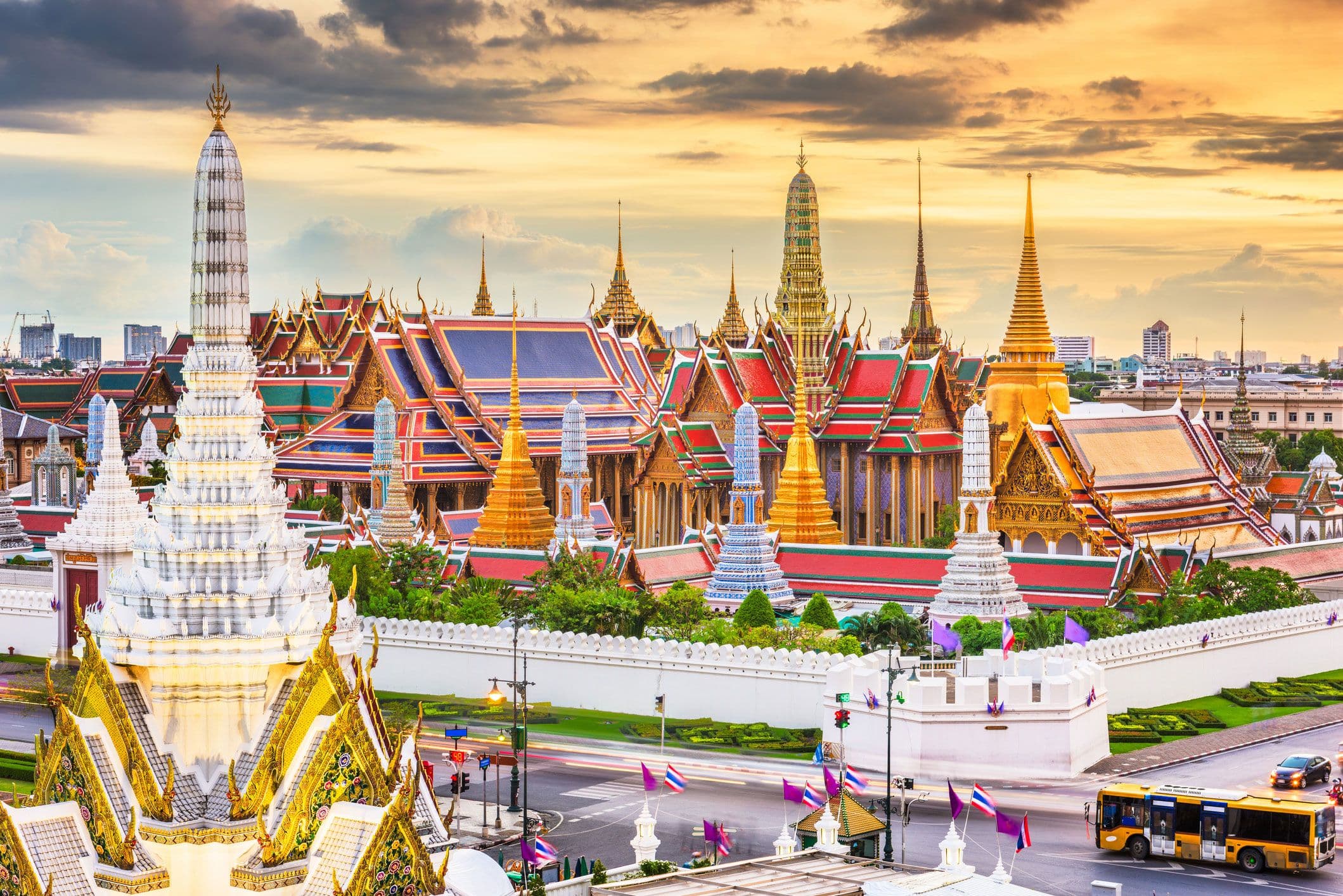 Grand Palace and Wat Phra Kaew Guide in Bangkok