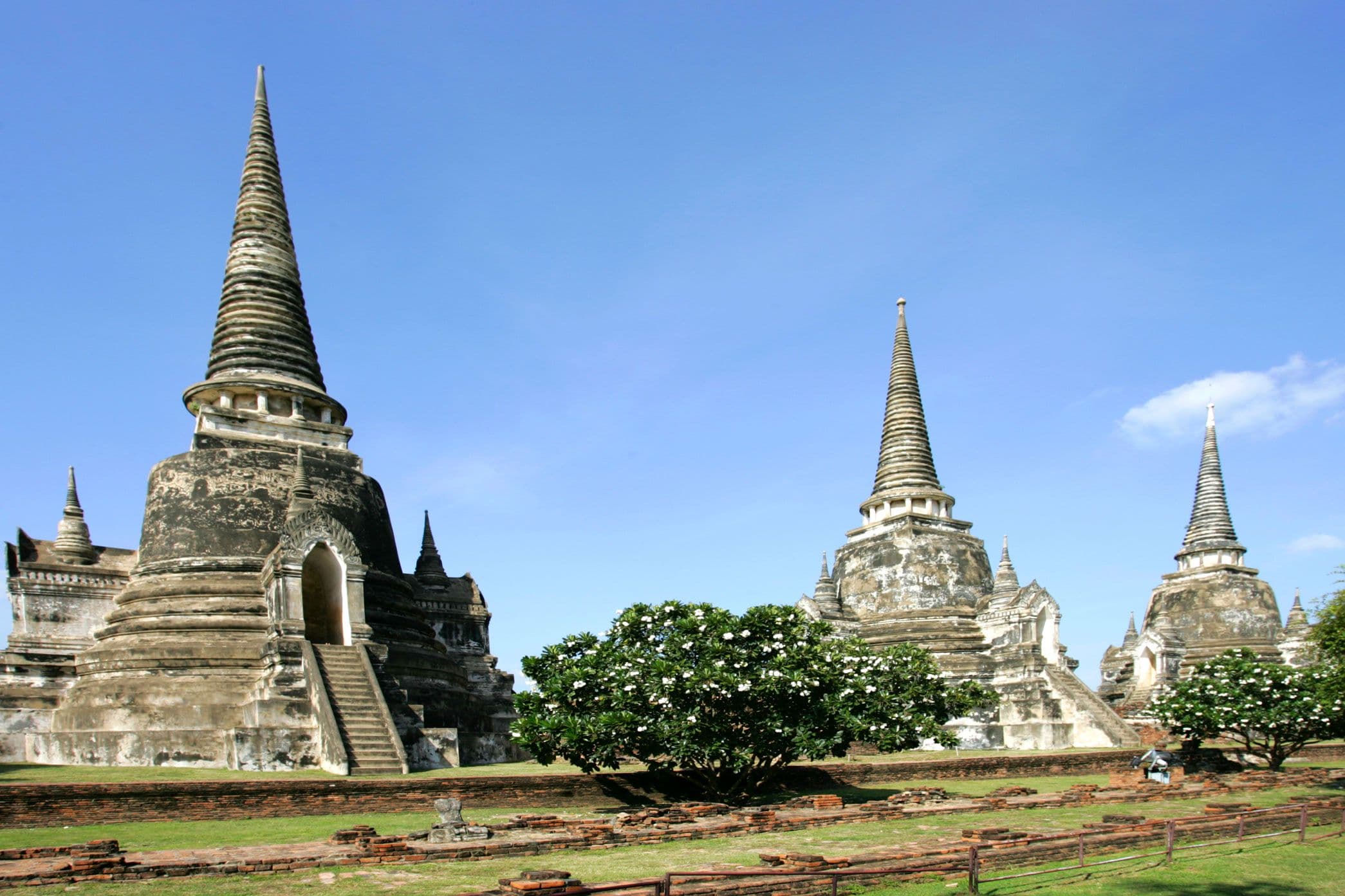 Wat Phra Si Sanphet Guide in Ayutthaya